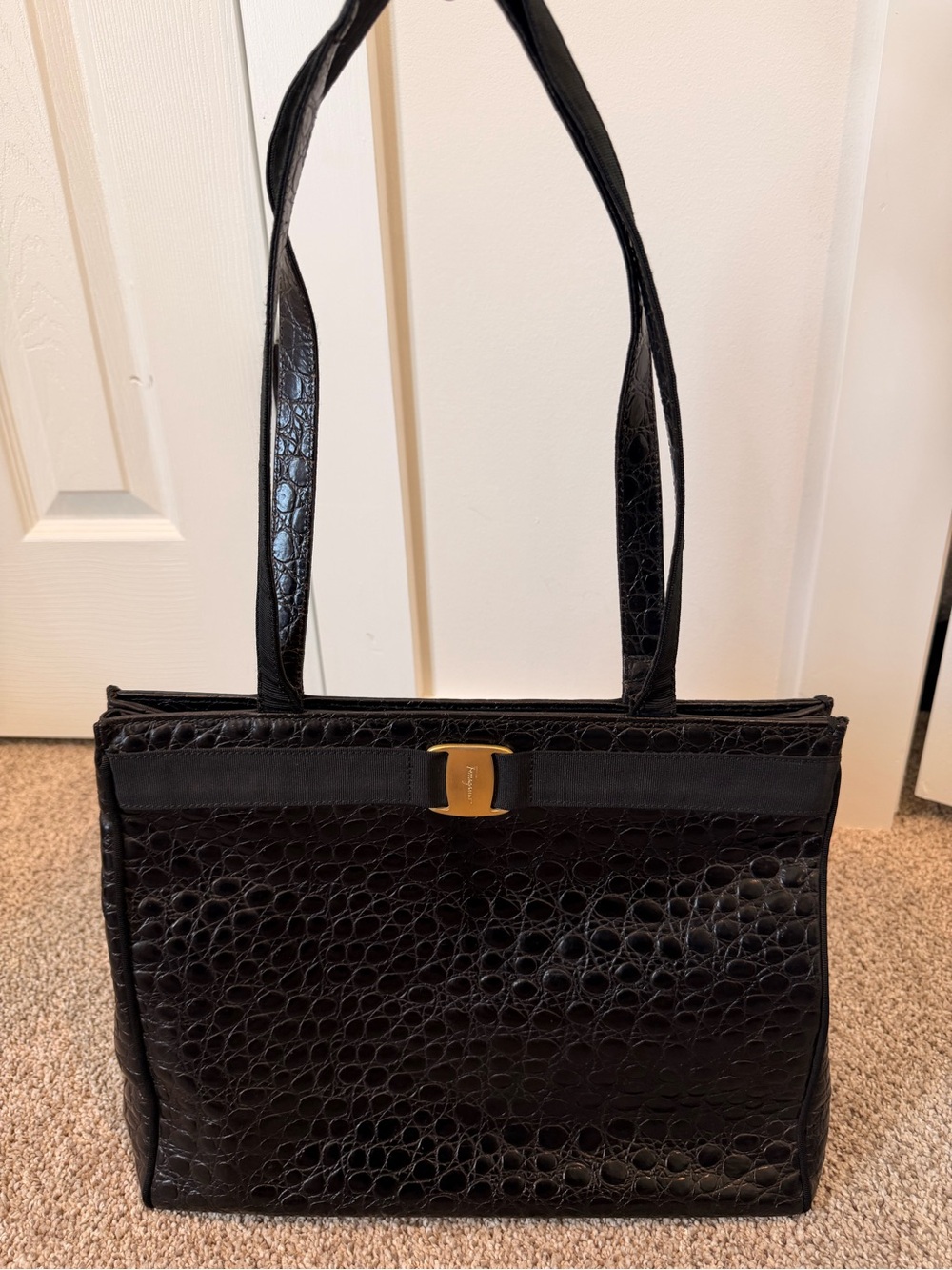 Salvatore Ferragamo Authentic Vintage Black Croc Embossed Leather Vara Bow Tote